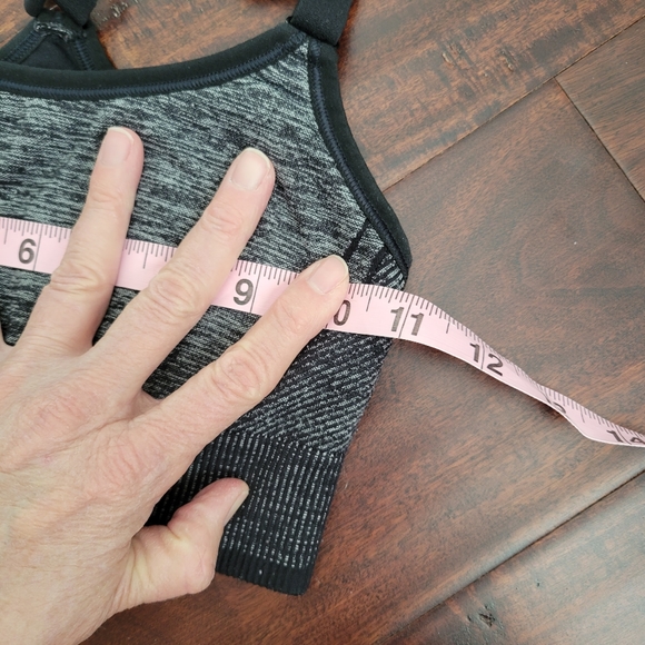 All In Motion Sports Bra Size S Black Gray Adjustable Straps Removable Padding - Picture 8 of 13